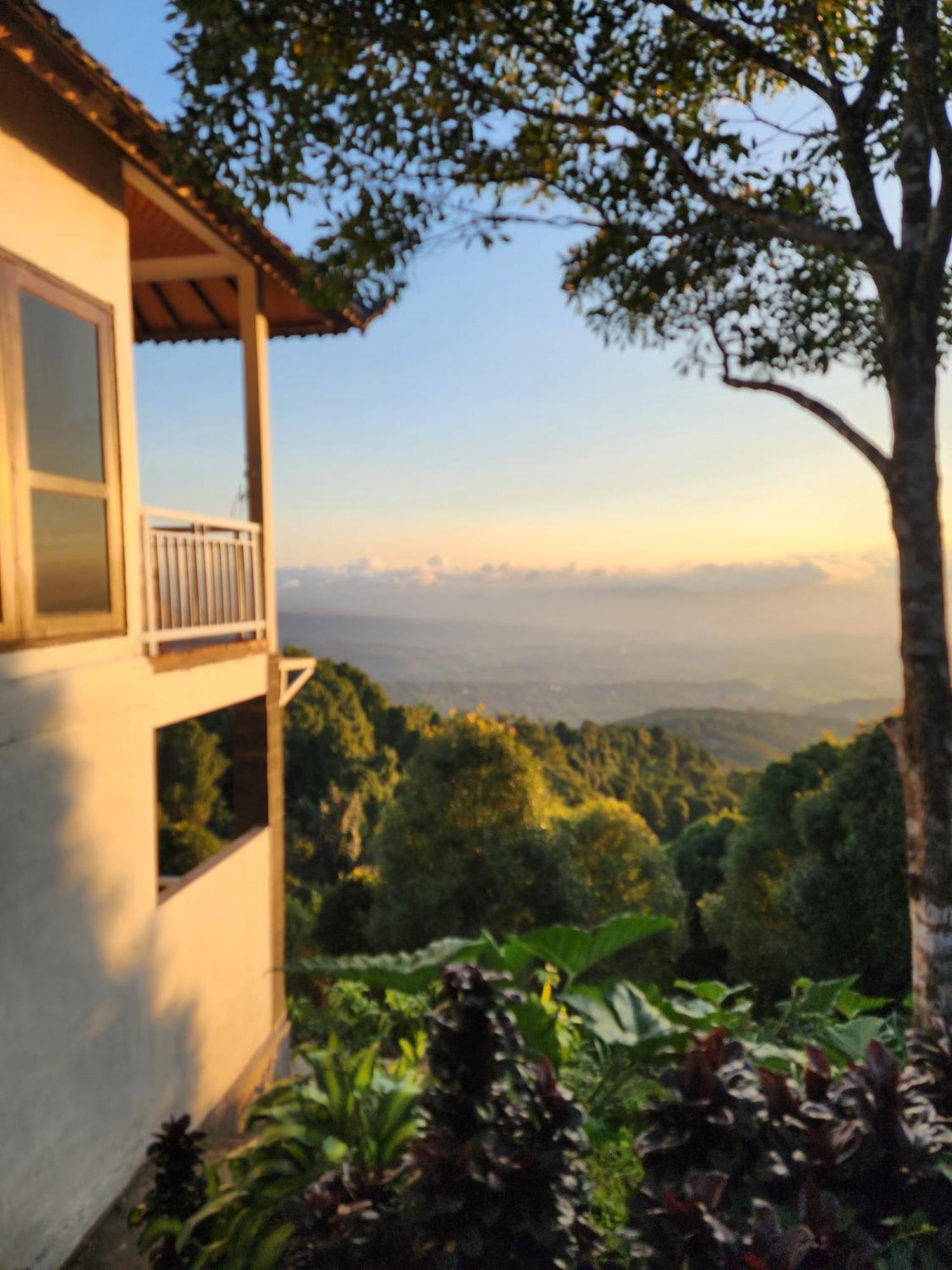 De La Sierra Munduk Exterior foto